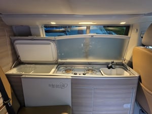 2014 Volkswagen California — photo 15 of 17