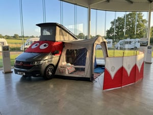 2020 Volkswagen T28 — photo 3 of 5
