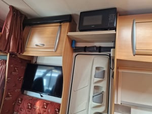 2007 Ford Transit — photo 6 of 14