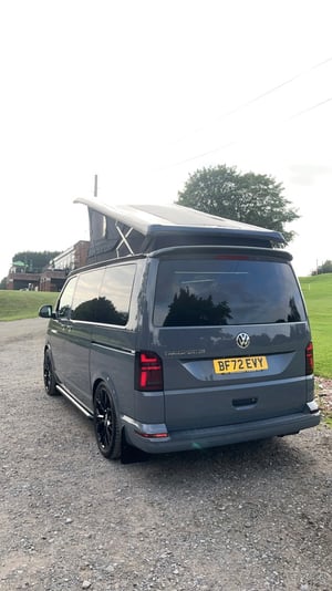 2022 Volkswagen Transporter T28 Highline TDI — photo 6 of 24