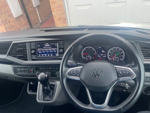 2022 Volkswagen Transporter T28 Highline TDI — photo 23 of 24