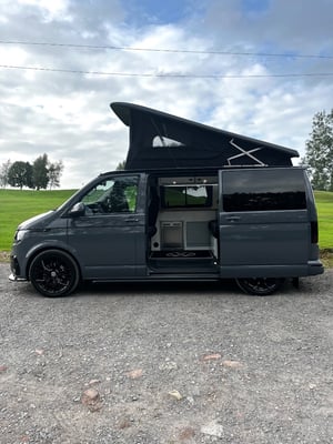 2022 Volkswagen Transporter T28 Highline TDI — photo 15 of 24
