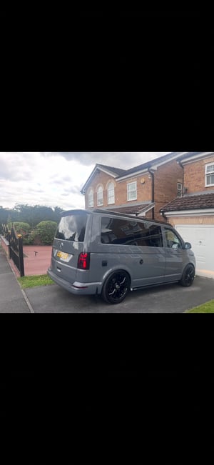 2022 Volkswagen Transporter T28 Highline TDI — photo 25 of 28