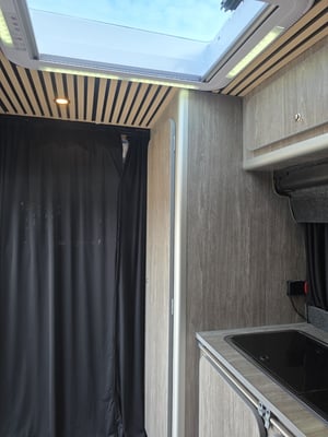 2015 Ford Tourneo Custom — photo 12 of 29