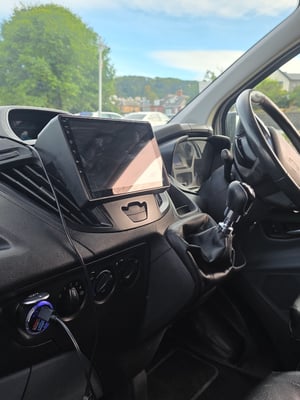 2015 Ford Tourneo Custom — photo 25 of 29