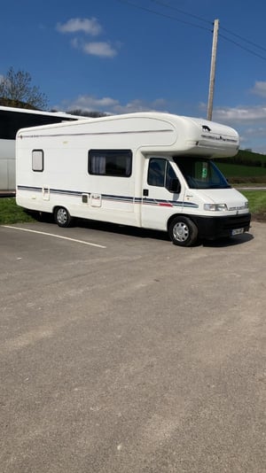 1999 Auto-Trail 690 — photo 2 of 3