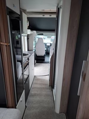 2025 Swift Voyager 475 — photo 7 of 14