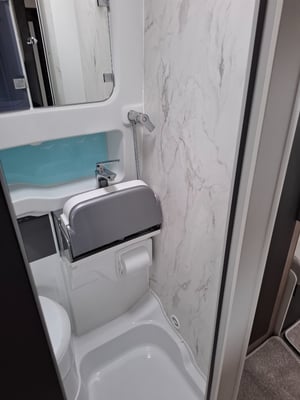 2025 Swift Voyager 475 — photo 12 of 14