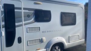 2015 Bessacarr 496 — photo 2 of 7