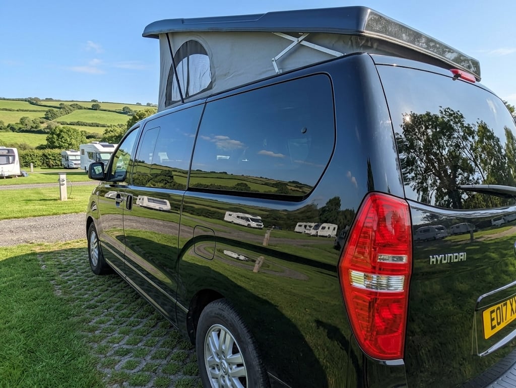 2017 Hyundai i800 Conversion - Image 1