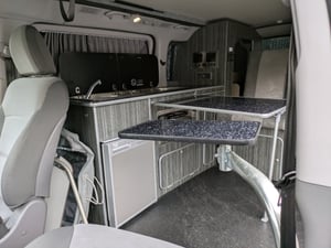 2017 Hyundai i800 Conversion — photo 17 of 24