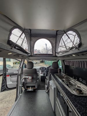 2017 Hyundai i800 Conversion — photo 21 of 24