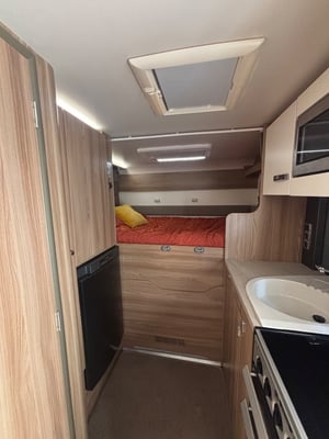 2018 Swift Bessacarr 484 — photo 2 of 59