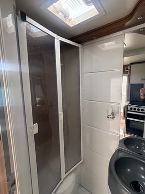 2018 Swift Bessacarr 484 — photo 33 of 59