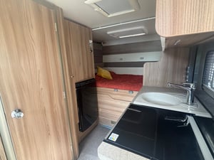 2018 Swift Bessacarr 484 — photo 37 of 59