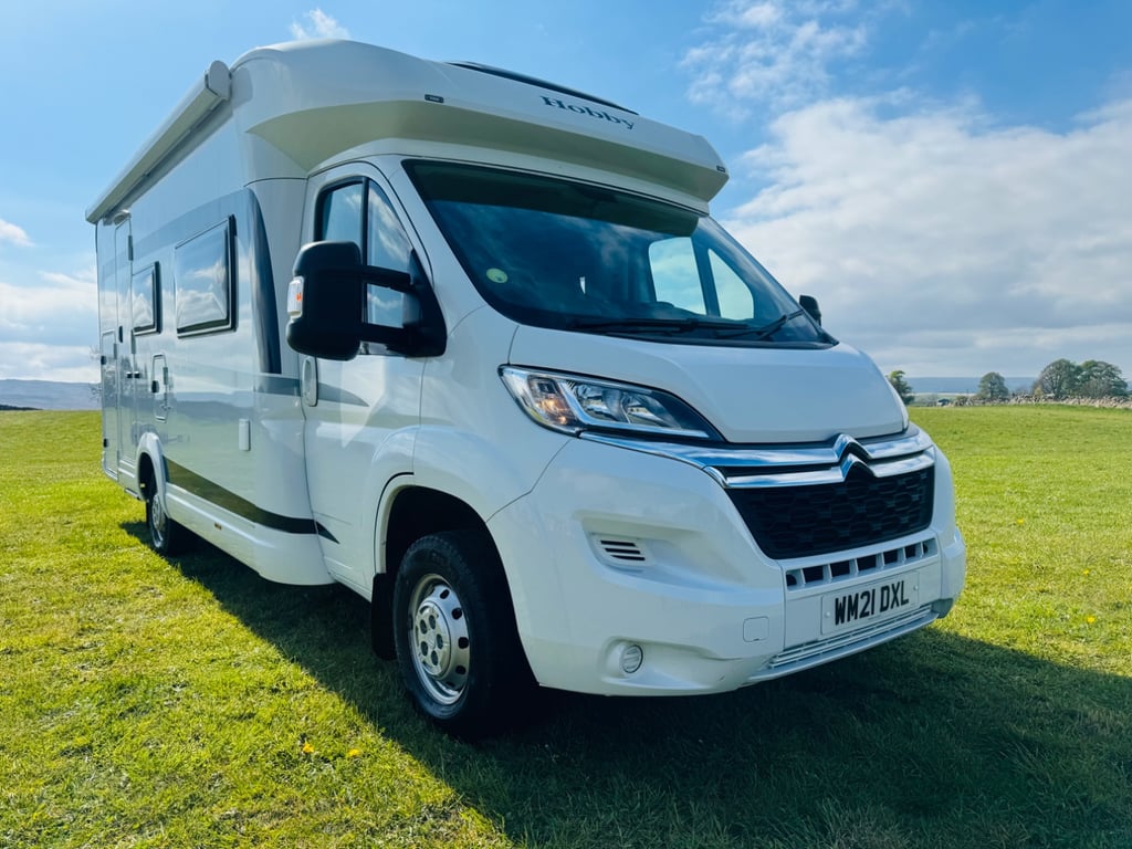 2021 Hobby Optima Ontour T65 HKM - Image 1