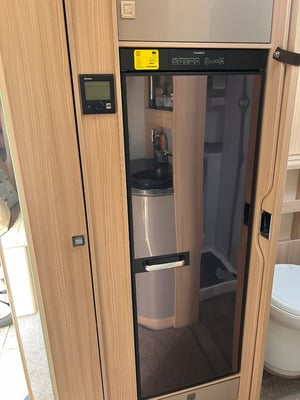2017 Bürstner IxeoG it680   — photo 10 of 24