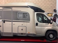 2017 Bürstner IxeoG it680   - Image 4