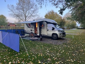 2017 Bürstner IxeoG it680   — photo 27 of 33