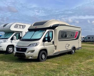 2017 Bürstner IxeoG it680   — photo 31 of 33