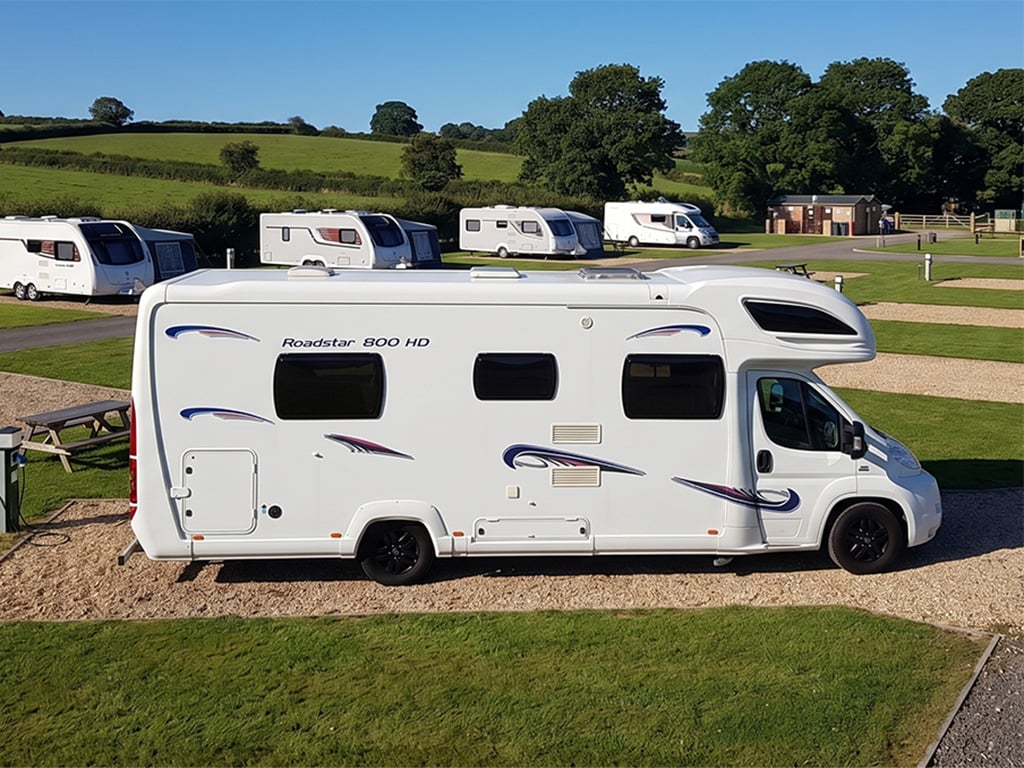 2007 Lunar Roadstar - Image 1
