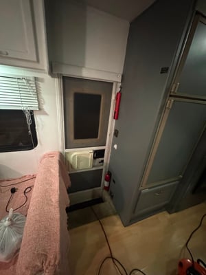 1999 Coachman American Rv — photo 26 of 57