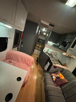 1999 Coachman American Rv — photo 27 of 57
