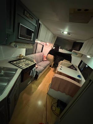 1999 Coachman American Rv — photo 28 of 57