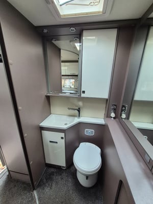2019 Bürstner Lyseo TD 680 G — photo 19 of 47