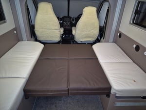 2019 Bürstner Lyseo TD 680 G — photo 28 of 47