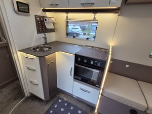 2019 Bürstner Lyseo TD 680 G — photo 44 of 47