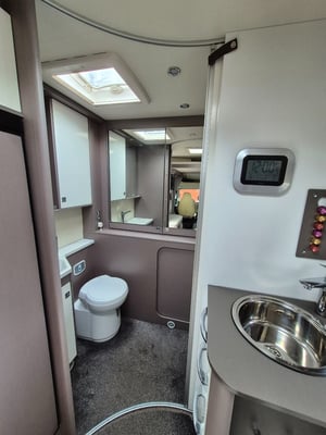 2019 Bürstner Lyseo TD 680 G — photo 46 of 47