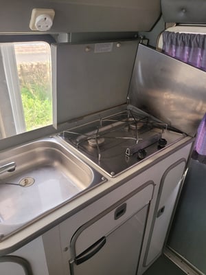 2018 Volkswagen LT — photo 4 of 18