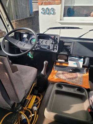 2018 Volkswagen LT — photo 6 of 18