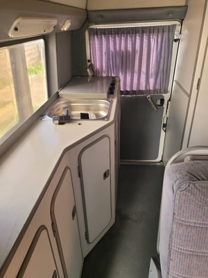 2018 Volkswagen LT — photo 7 of 18