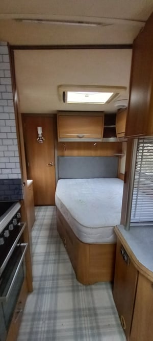 2011 Swift Kontiki 659 — photo 14 of 15