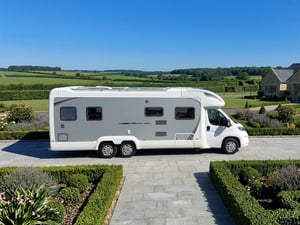 2011 Swift Kontiki 659