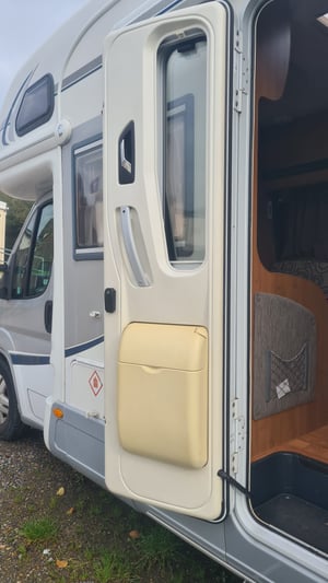 2010 Auto-Trail Cherokee — photo 24 of 42