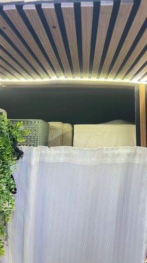 2021 Mercedes Benz Esprinter — photo 22 of 31