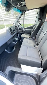 2021 Mercedes Benz Esprinter - Image 2