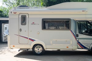 2010 Hymer Free Tec 594 — photo 52 of 70