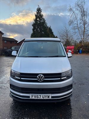 2018 Volkswagen Transporter T6 — photo 8 of 36