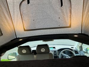 2018 Volkswagen Transporter T6 — photo 18 of 36