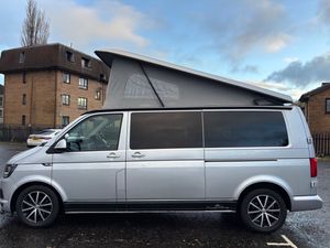 2018 Volkswagen Transporter T6 — photo 22 of 36
