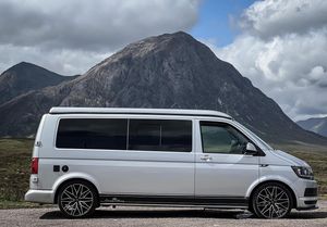 2018 Volkswagen Transporter T6 — photo 26 of 36