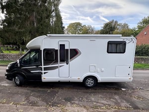 2023 Auto-Trail F-Line F70 — photo 7 of 17
