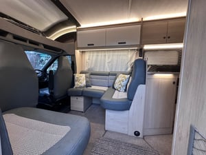 2023 Auto-Trail F-Line F70 — photo 16 of 17