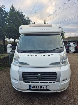 2013 Bessacarr E582 — photo 14 of 56