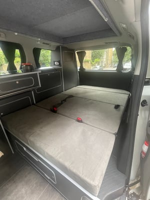 2011 Toyota Vellfire Campervan Conversion High Top ULEZ — photo 6 of 15