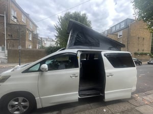 2011 Toyota Vellfire Campervan Conversion High Top ULEZ — photo 9 of 15